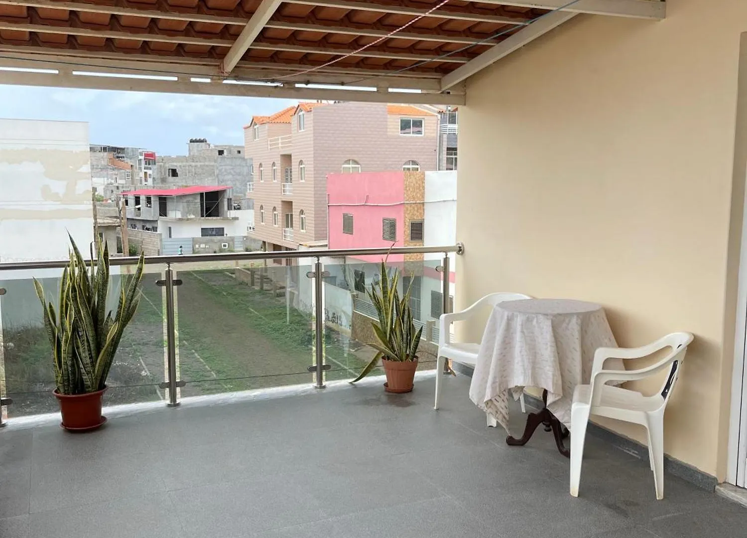 Quarto Individual Em Terraco Praia Homestay